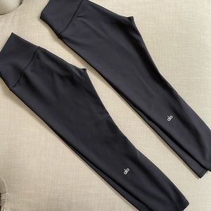 Alo Yoga ⅞ High- Waist Airlift Legging - 2 Pairs